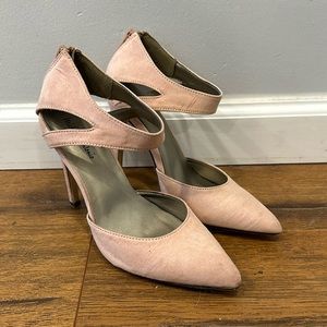 Micheal Antonio Heels